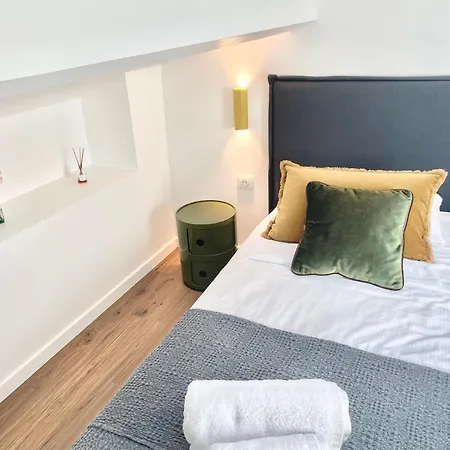 Apartment Duplex En Plein Coeur De Cannes, 5 Min Walk To Croisette And Palais Cannes