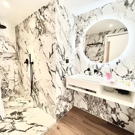 Duplex En Plein Coeur De Cannes, 5 Min Walk To Croisette And Palais *